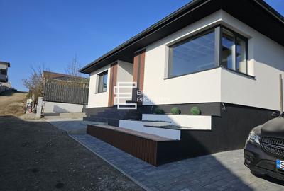 Casă modernă pe un singur nivel– confort, lumină și intimitate, aproape de Sibiu - 1