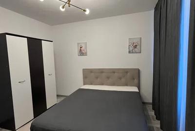 Apartament cu 2 camere semidecomandat, mobilat în Grivița