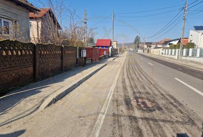 Teren intravilan Argeselu! - 2
