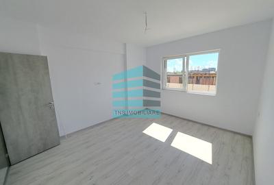 Apartament cu 2 camere decomandat în Titan