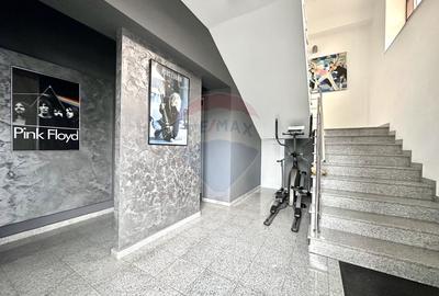 Spațiu comercial, de 926.11 mp, în Central