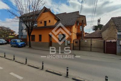 Spațiu Comercial sau Birouri de Închiriat - 14