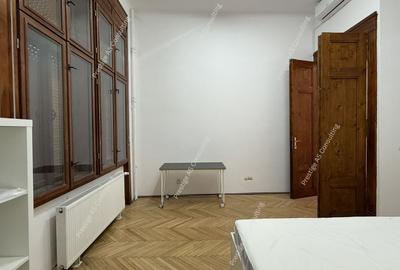 Apartament Patrimonial 150 mp | Balcon cu vedere directa spre Piata Victoriei - 9