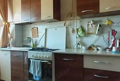 De vânzare apartament 3 camere Calea Călărașilor - 5