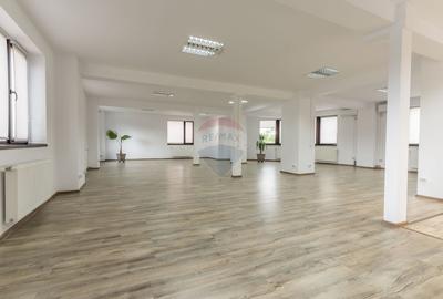 Cladire Mixtă de vânzare 800mp, D+P+3E+M  în Tudor Vladimirescu - Iasi - 3