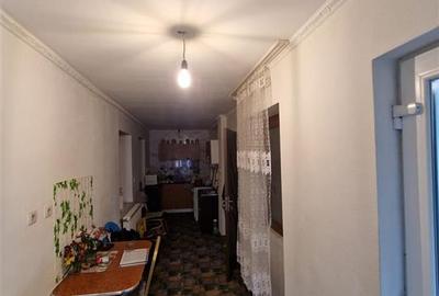 Casa cu 3 camere in centrul comunei Salard - 13