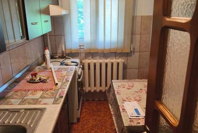 Apartament 3 camere- Zona Sud - etaj 2 - 54 mp - 5
