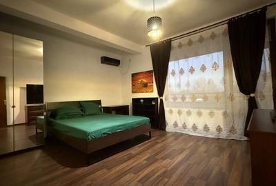 Apartament cu 2 camere decomandat, mobilat în Central