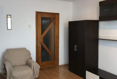 Apartament de vanzare utilat si mobilat - 3