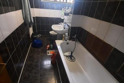 Apartament cu 2 camere, etajul 1/4, zona Podu Ros - 6