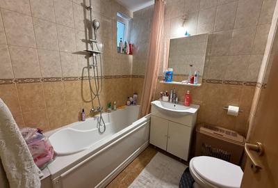 Apartament de vanzare cu 3 camere, scară interioară și curte privată - MICESTI - 9