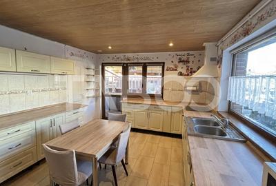 Casa de individuala vanzare cu 4 camere zona Mihai Viteazu Sibiu - 1