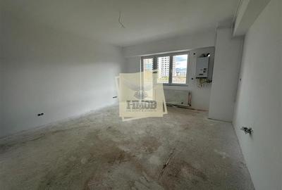 Apartament cu 3 camere decomandat în Mihai Viteazul