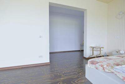 Vila spectaculoasa cu Piscina Incalzita | Malul Lacului Corbeanca | Teren 1000mp - 7