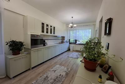 Imobil - Vila Multifuncțională 864 mp + Teren 971 mp  |  Zona DACIA - 5