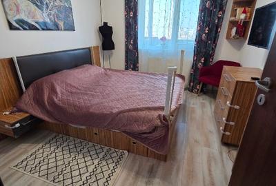 Vânzare apartament 3 camere plus loc de parcare si boxa - 10