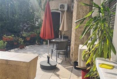 Plantelor, vila splendida cu 6 apartamente, curte, terase, garaj. - 10