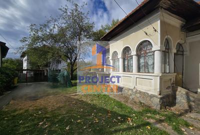 Casă Centrală Curtea de Argeș, Teren 2.211 mp - 2