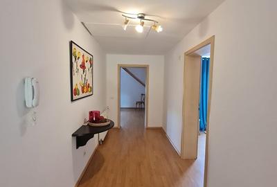 Vila spațioasă și recent renovată în Ghiroda! - 28
