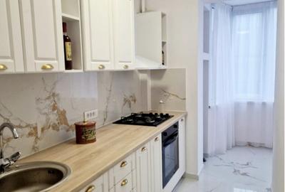 Apartament cu 2 camere decomandat, mobilat în Universitate