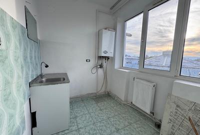 Ultracentral, langa Ateneu - 9