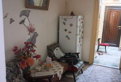 Apartament cu 3 camere decomandat în Gară