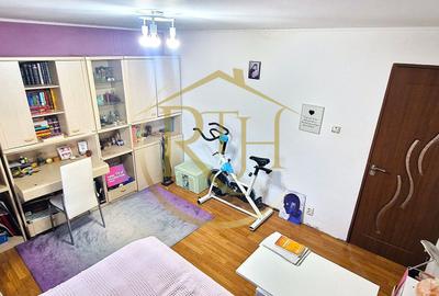 Vand apartament 2 camere,zona linistita cu mult spatiu verde ,0 Comision - 11