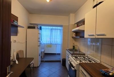 Etaj 1-Tg.Cucu-Pod de Fier -2 Camere Decomandat 72mp-bloc 86' - 6