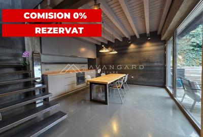 Apartament cu 3 camere semidecomandat, mobilat în Central
