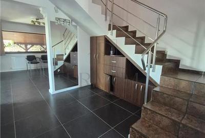 DUPLEX 5 CAMERE - ZONA LINISTITA - TOATE UTILITATILE - GATA DE MUTAT - 12