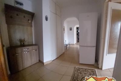 Apartament 3 camere decomandat Micro 21 – Etaj 2 - 2