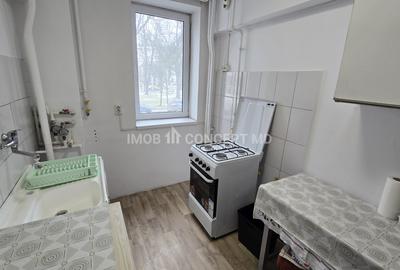 VANZARE PARTER cu 2 camere PE BULEVARD, in Ploiesti - 13