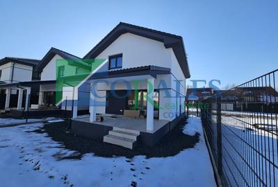 Despartit prin casa scarii! Zona buna! Asfalt! Toate utilitatile! - 1