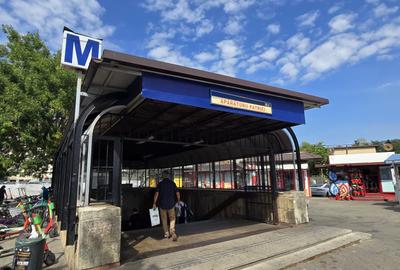 BERCENI-casa singur curte, teren 665m2, deschidere 24 - 2