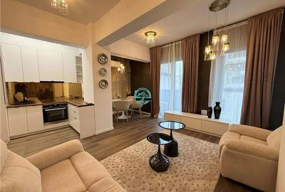 Inchiriez apartament cu 3 camere, mobilat si utilat lux, zona ultracentrala ! - 1