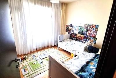 APARTAMENT 3 CAMERE 5/8 BL 1993 MONOLIT VEDERE MIXTA RENOVAT  MOBILAT SI UTILAT