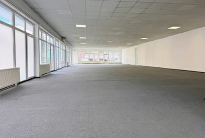 Showroom 300mp Soseaua Alba Iulia langa benzinăria Mol cu vitrina mare - 3