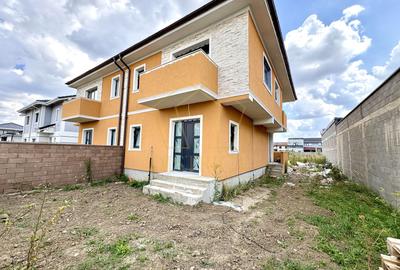 Duplex cu 4 camere în Moșnița Nouă