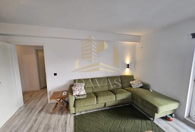 Apartament cu 3 camere decomandat în Zorilor