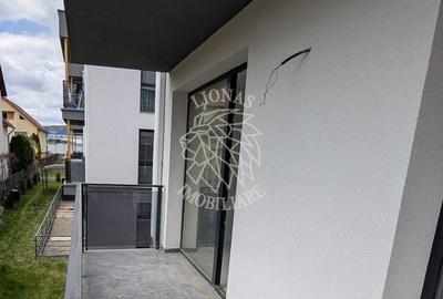 Apartament Ultrafinisat 3 camere-balcon-etaj 1-lift-Calea Moldovei - 4