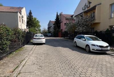 Casa cu 5 camere si garaj - la 100 ml distanta de lacul Grivita - 11