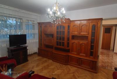 3 camere, Mihai Bravu - 1