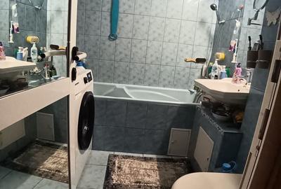 Apartament 2 camere decomandat-zona KM5 - 7