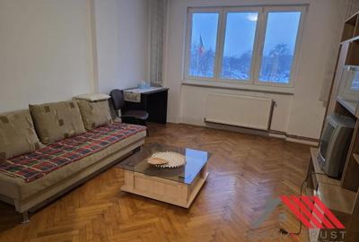 Ultracentral – Catedrala – 2 cam Decomandat – 330 euro - 4