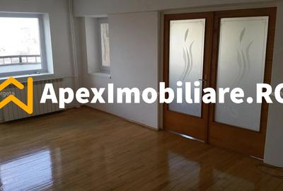 Bd Unirii, Alba Iulia | Duplex 4 Camere pentru birouri | 3 Terase - 1