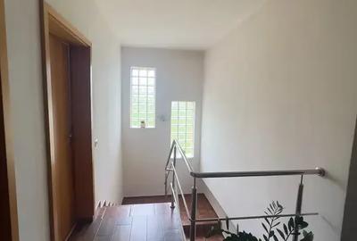 Casă spațioasă cu 6 camere și teren generos – Bragadiru - 16