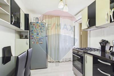 Apartament 4 camere de vanzare – complet renovat, mobilat și utilat - 4