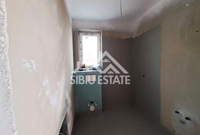 Casa noua 4 camere, 2 bai, terasa, curte si magazie - 14