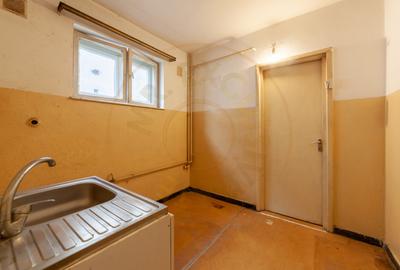 3 camere Războieni | Etaj 3 | Compartimentare circulară | Ideal pentru renovare - 9