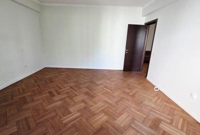 Vanzare 3 camere Metrou Universitate *Batistei * TNB - 8